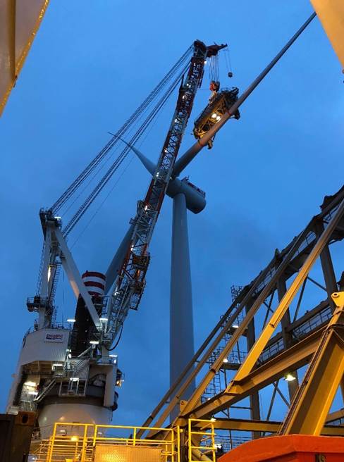 Last Blade On Galloper Offshore Wind Farm Being Installed